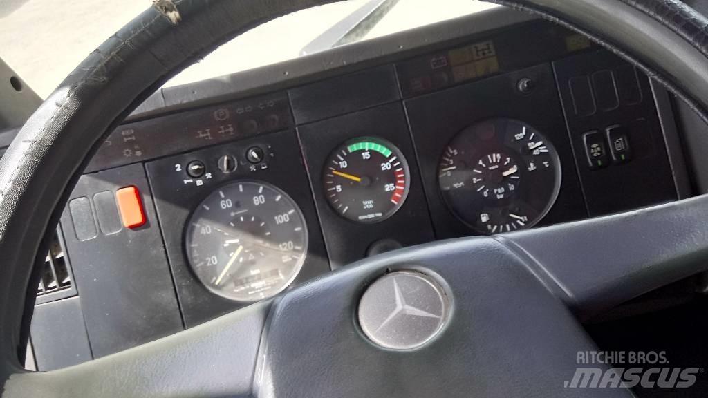 Mercedes-Benz 3535 Camion benne