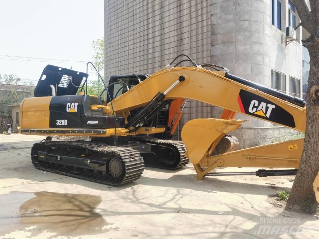 CAT 320 D Pelle sur chenilles