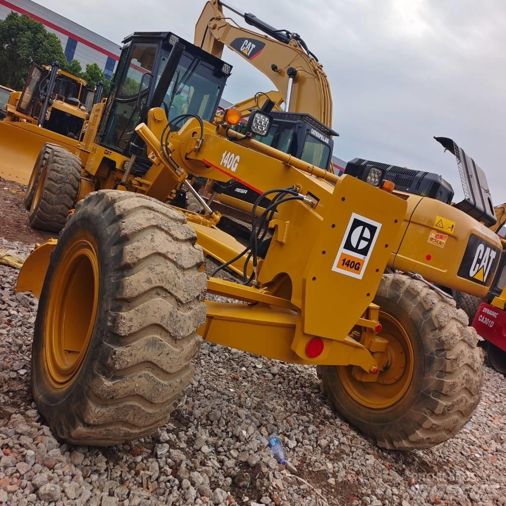CAT 140 G Niveleuse
