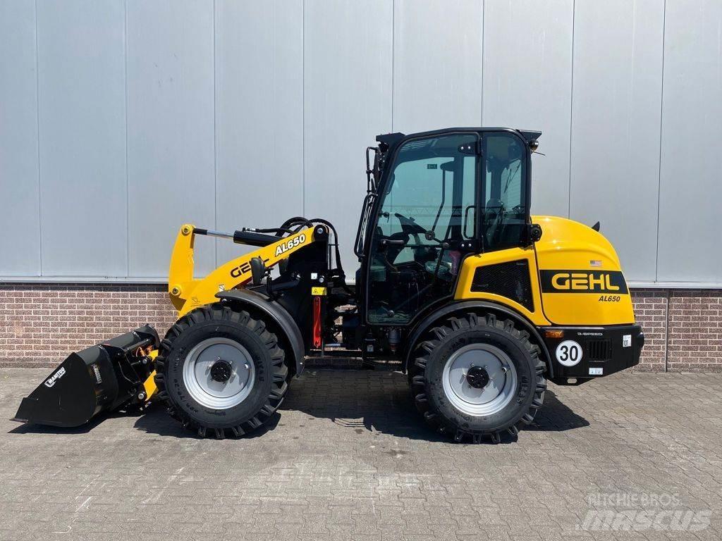 Gehl AL650 Chargeuse sur pneus