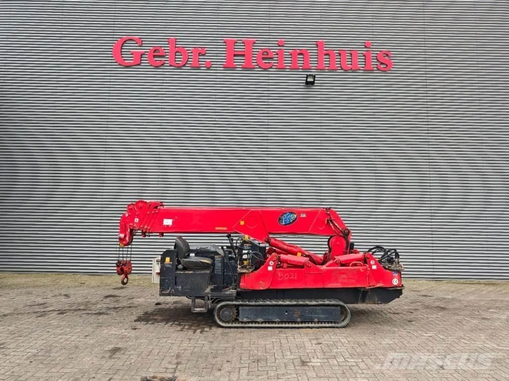 Unic URW 506 CDE Grue sur chenilles