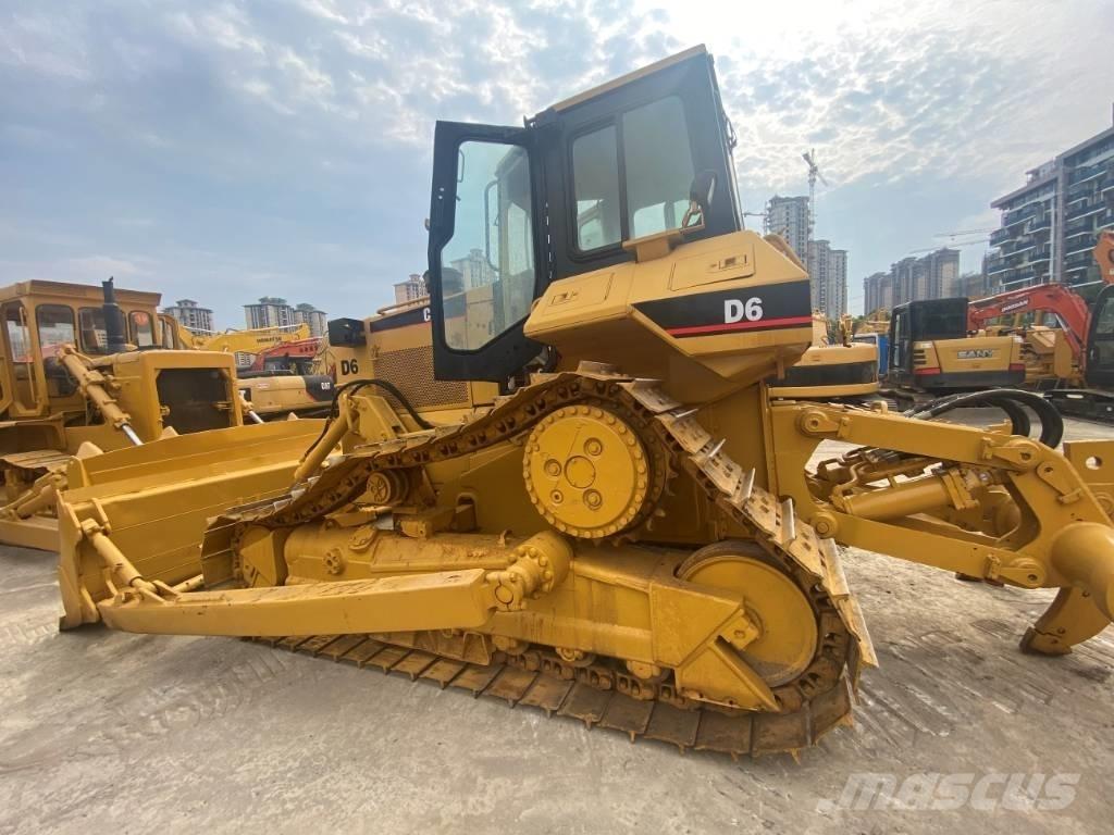 CAT D6R Bouteurs sur chenilles