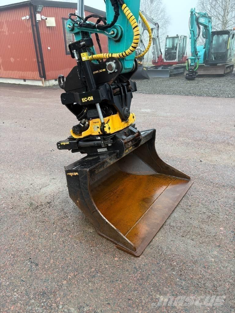 Kobelco SK75SR-7 Mini pelle 7t-12t