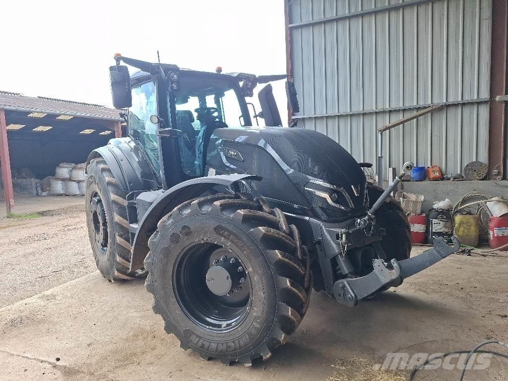 Valtra Q265 Tracteur