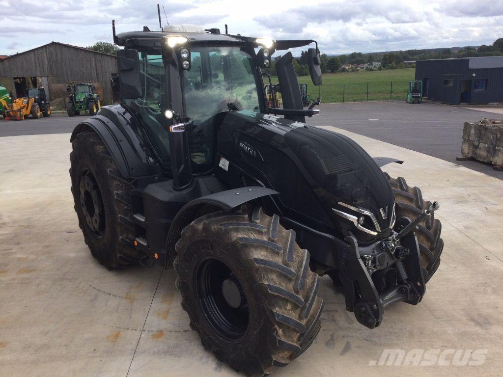 Valtra Q265 Tracteur