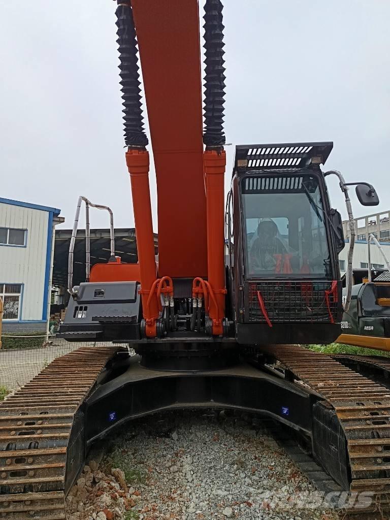 Hitachi ZX 350 H Pelle sur chenilles