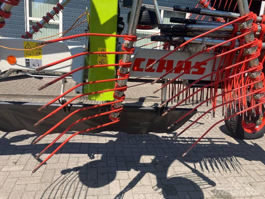 CLAAS Liner 2600 Andaineur