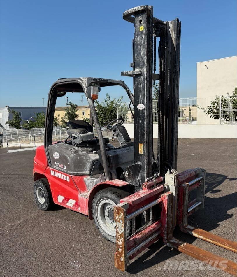Manitou MI 35 D Chariots diesel