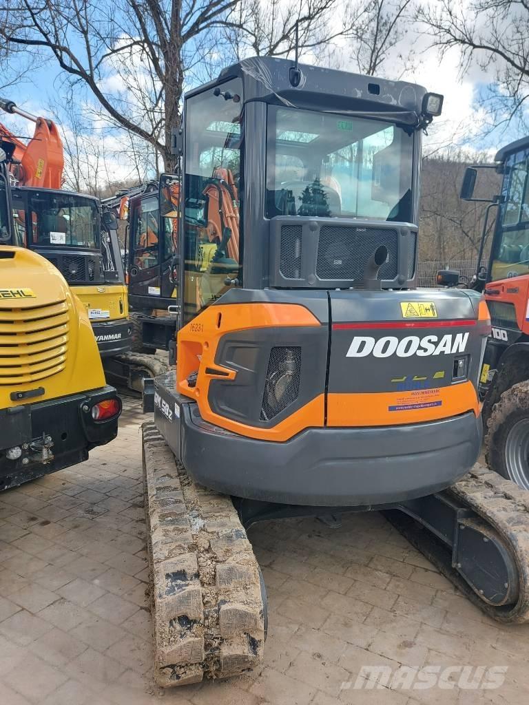 Develon DX 50 Z-7 Mini pelle < 7t