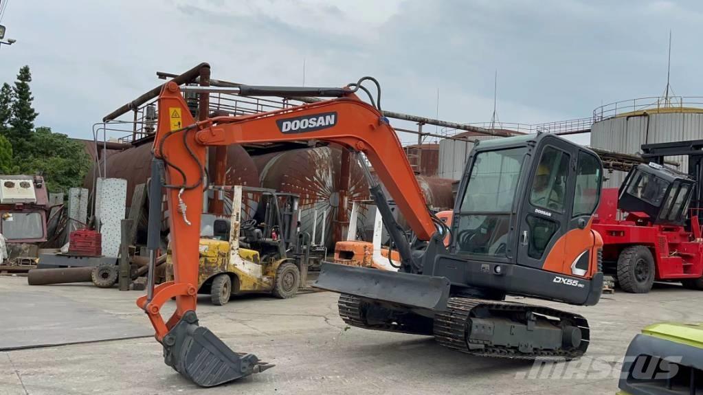 Doosan DX 55 Mini pelle < 7t