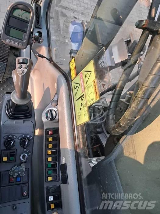 Volvo EW 140 B Pelle sur pneus