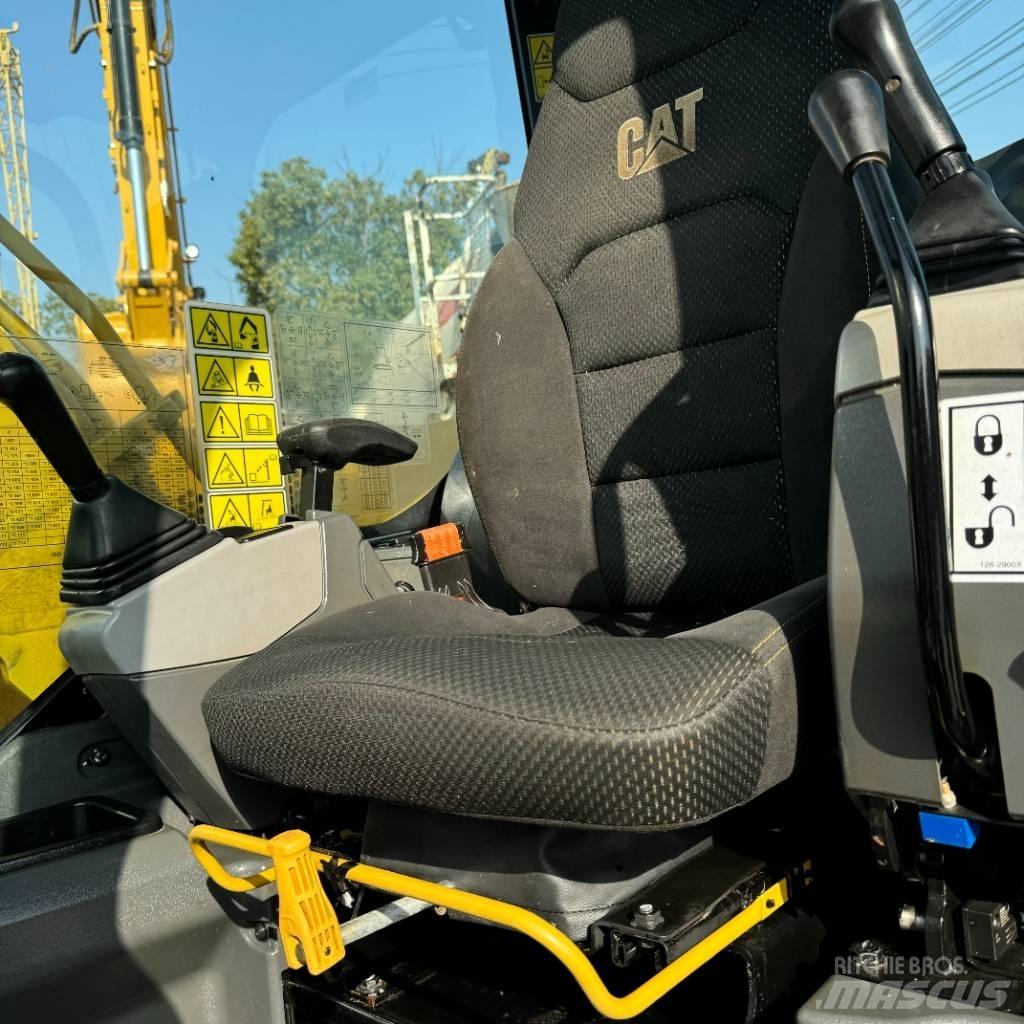 CAT 310 Pelle sur chenilles