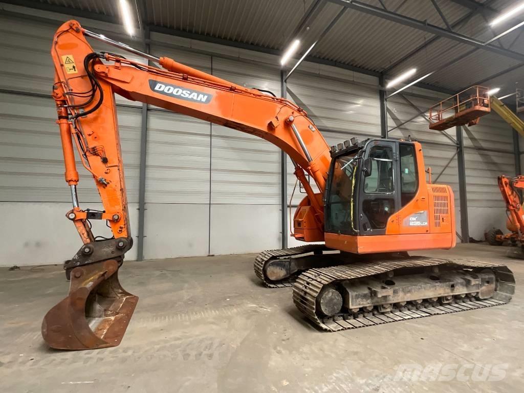 Doosan DX 235 LCR Pelle sur chenilles