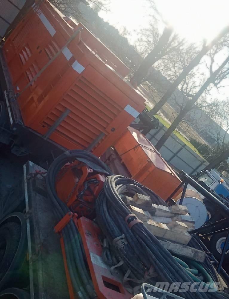 PTC 32HFV Vibreur hydraulique
