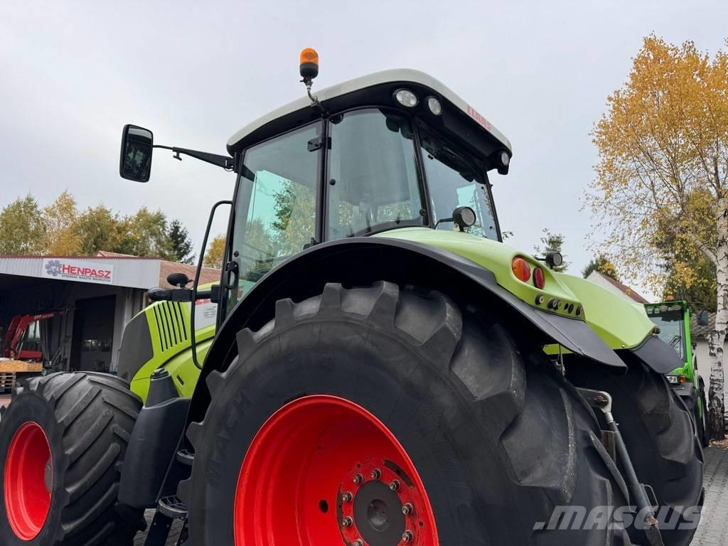 CLAAS AXION 850 CIS Tracteur