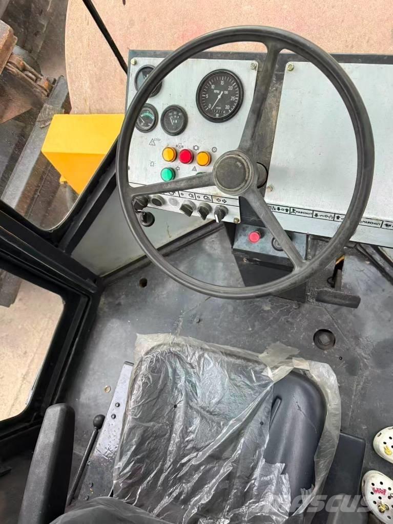 Dynapac CA 30 D Rouleaux monocylindre