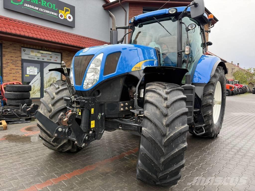 New Holland T 7040 Tracteur