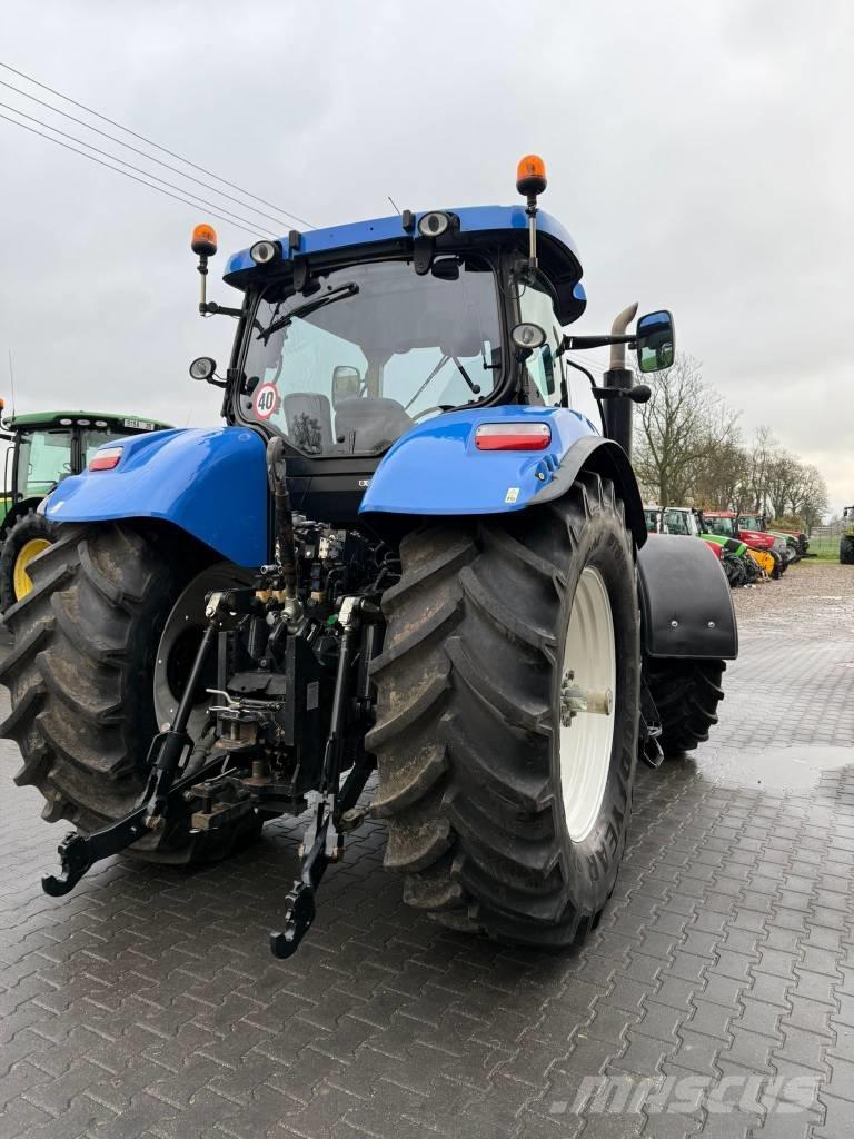 New Holland T 7040 Tracteur