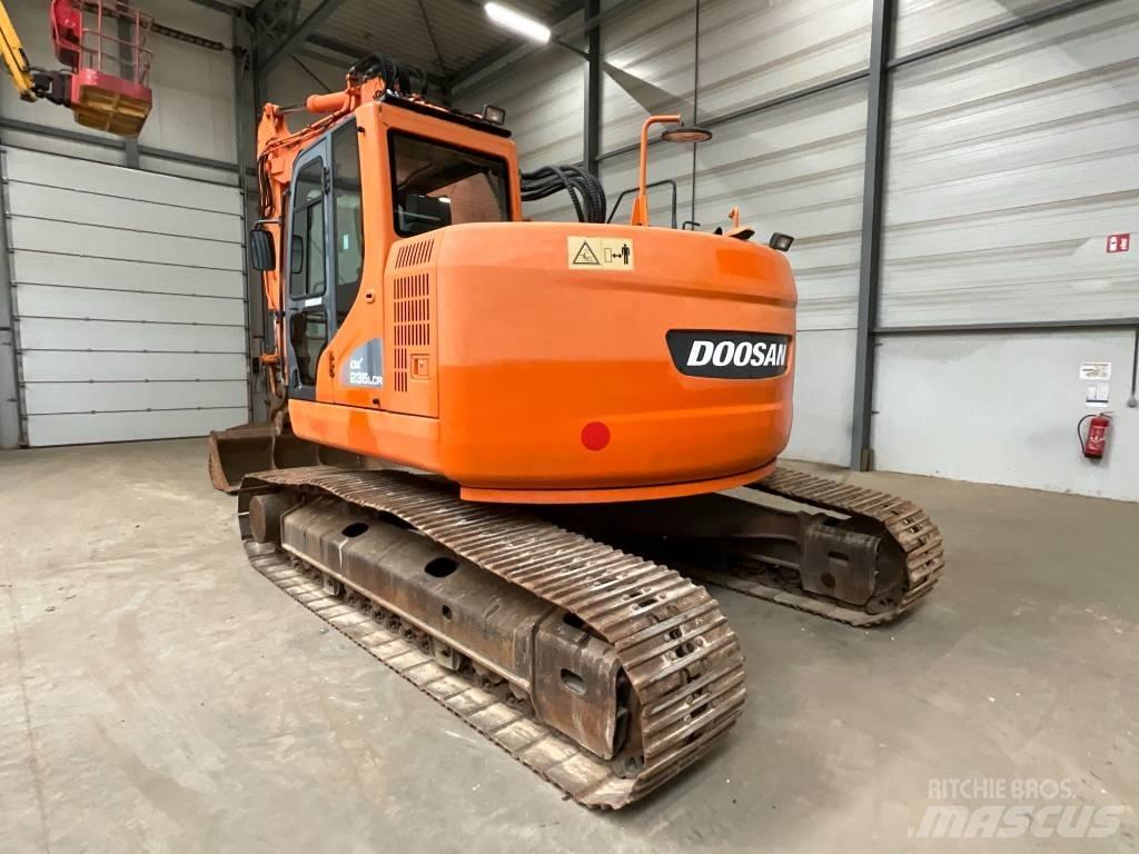 Doosan DX 235 LCR Pelle sur chenilles