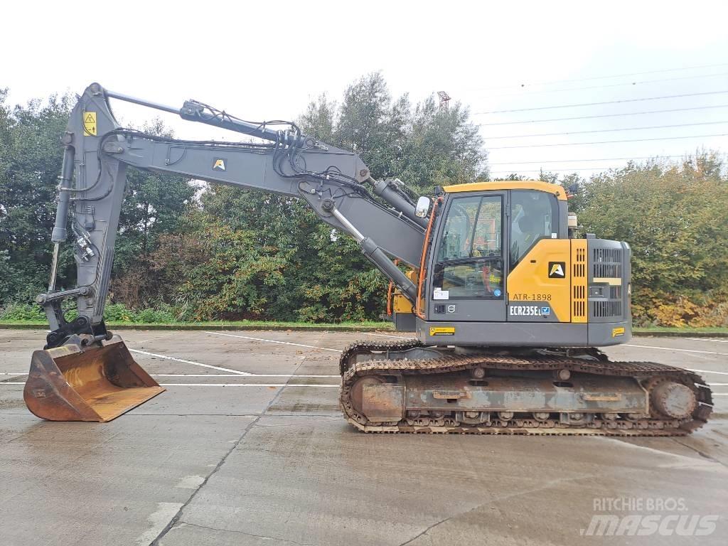 Volvo ECR235EL Pelle sur chenilles