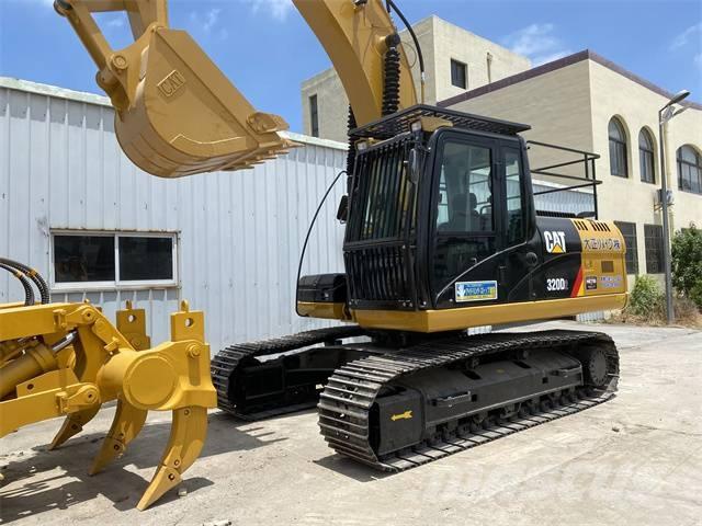 CAT 320 D Pelle sur chenilles