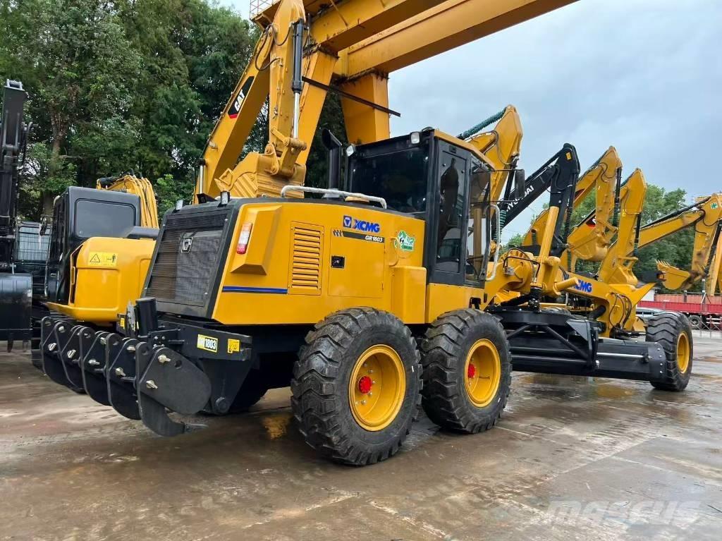 XCMG GR1803 Niveleuse