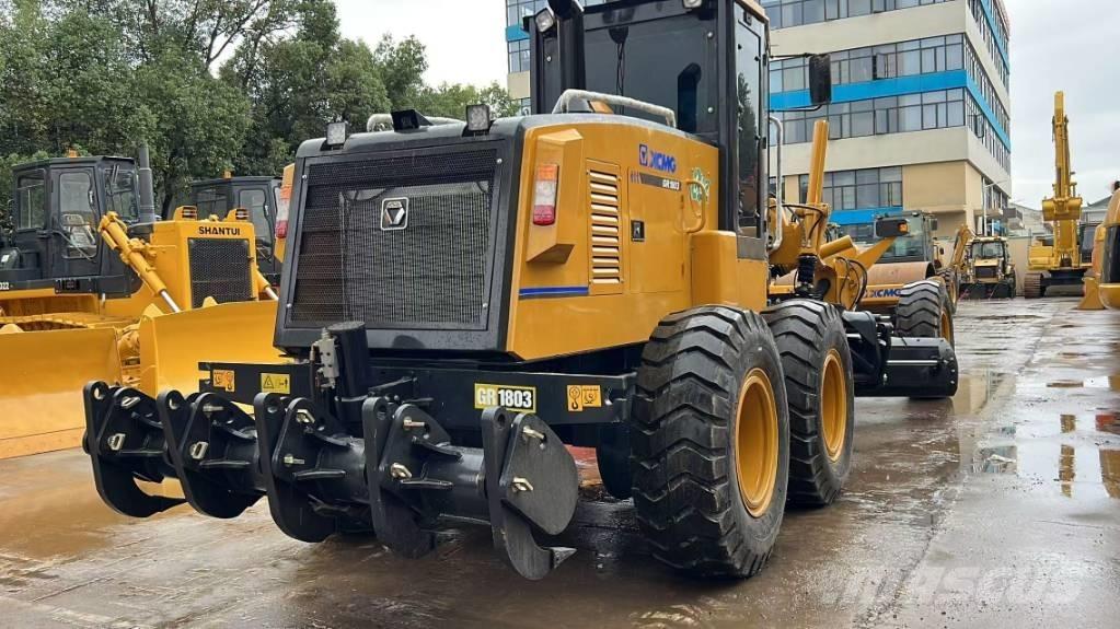 XCMG GR1803 Niveleuse