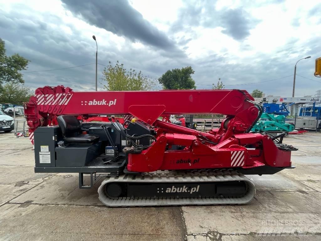 Unic URW 706 Mini grue