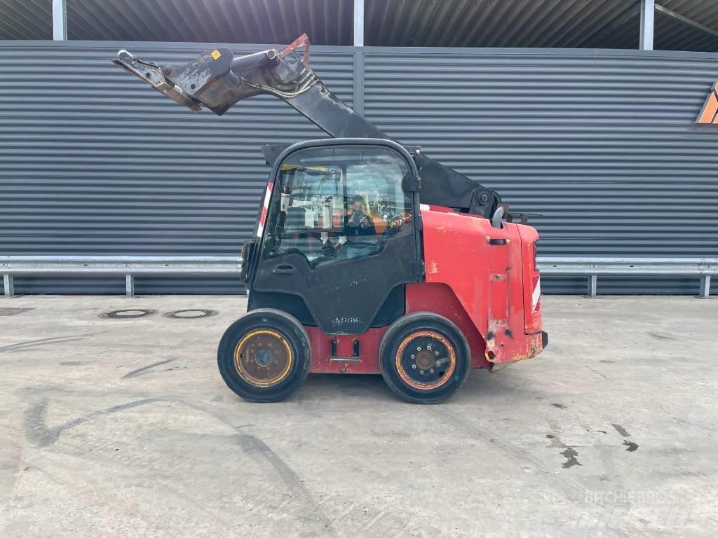 JCB R260 Chargeuse compacte