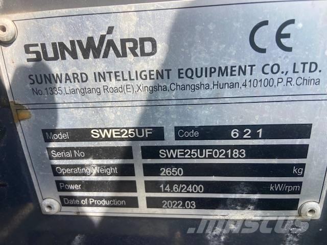Sunward SWE 25 UF Mini pelle < 7t