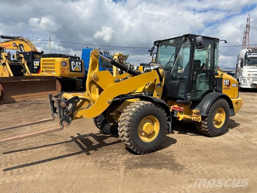 CAT 906 M Chargeuse sur pneus