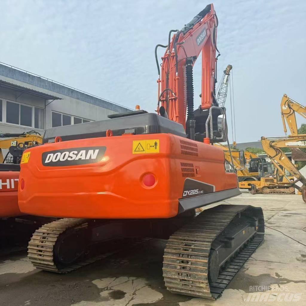 Doosan DX225LC-9C Mini pelle 7t-12t