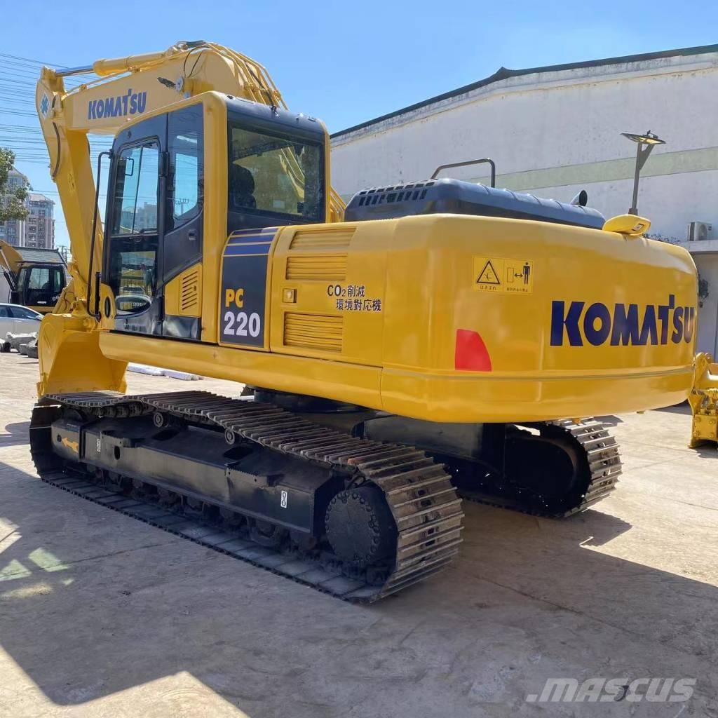 Komatsu PC 220 Pelle sur chenilles