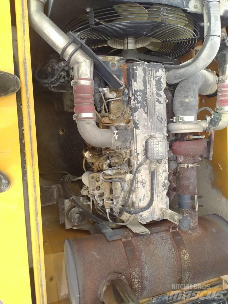 Hyundai R360 Pelle sur chenilles