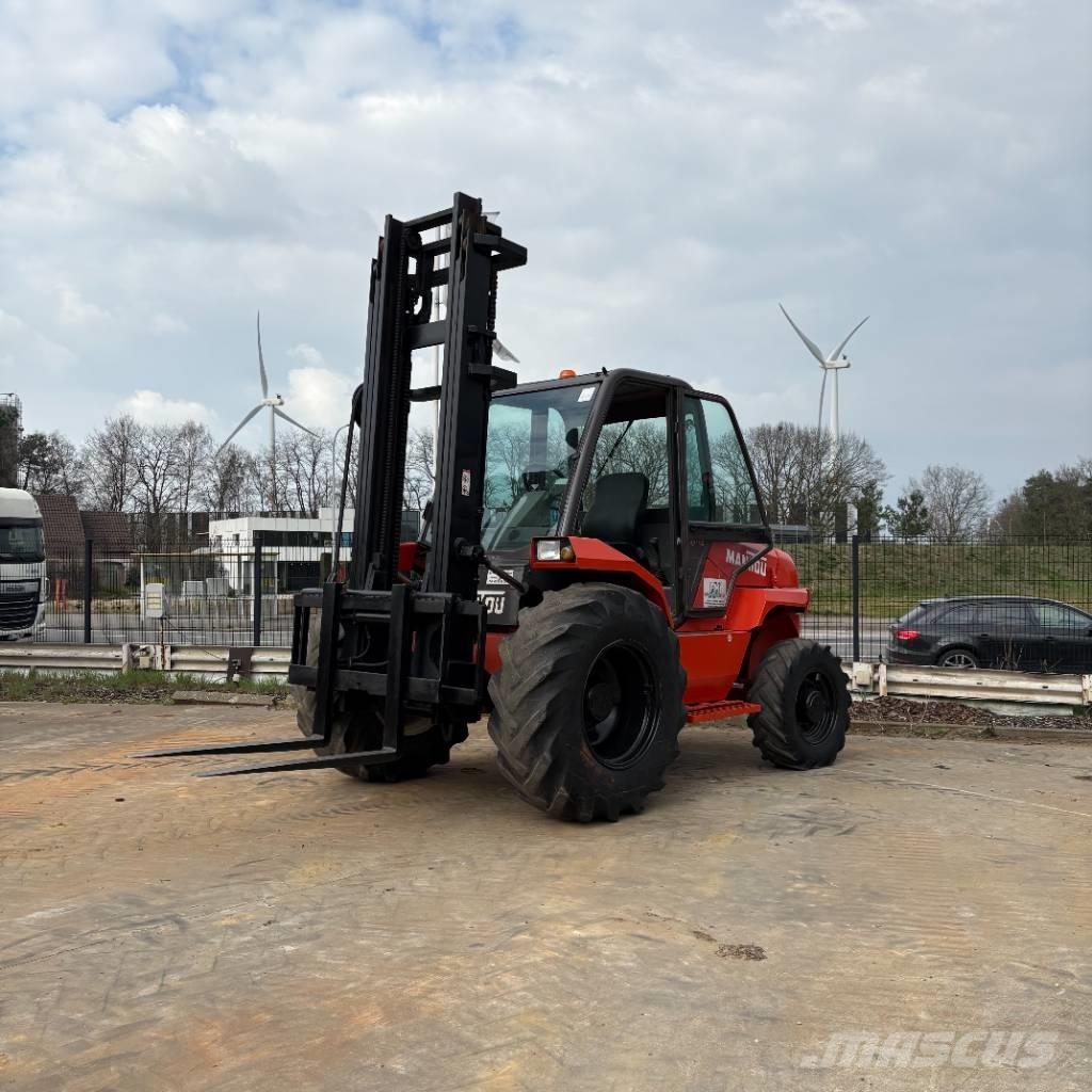 Manitou M 30.4 Chariot tout terrain