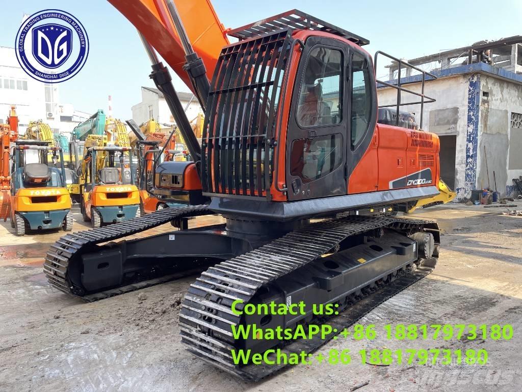 Doosan DX 300 LC Pelle sur chenilles