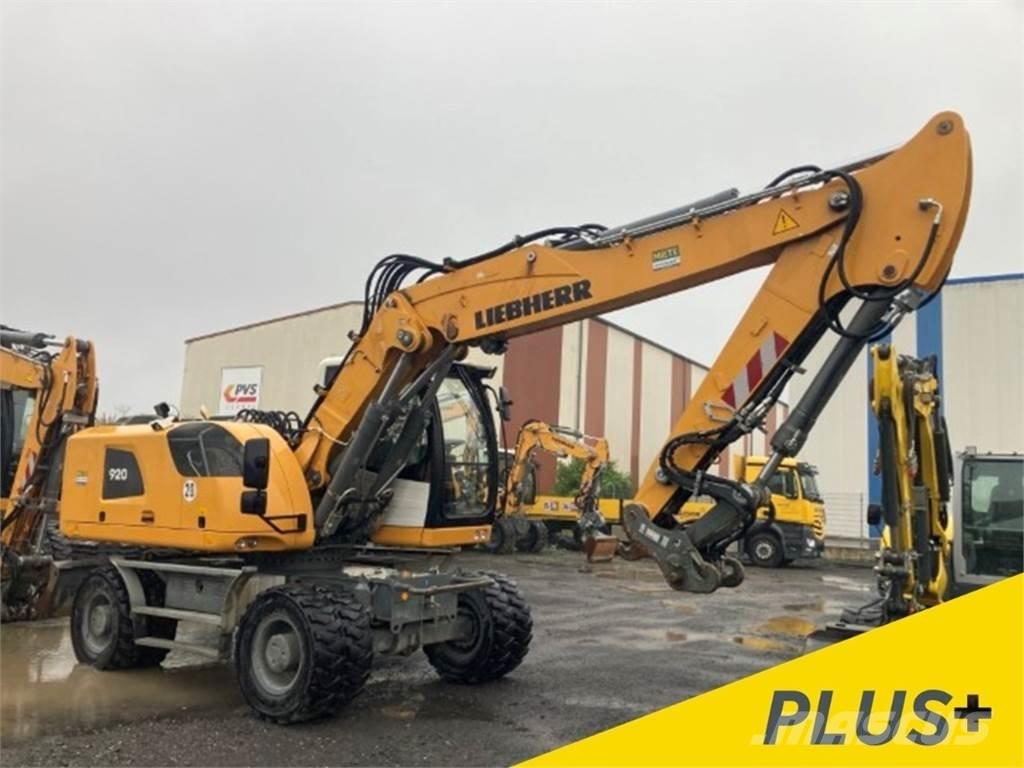 Liebherr A920 Pelle sur pneus