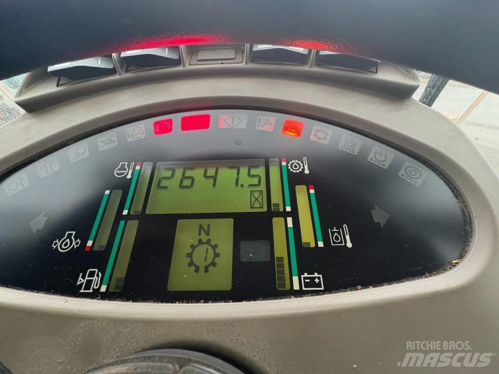 CASE 621 D Chargeuse sur pneus