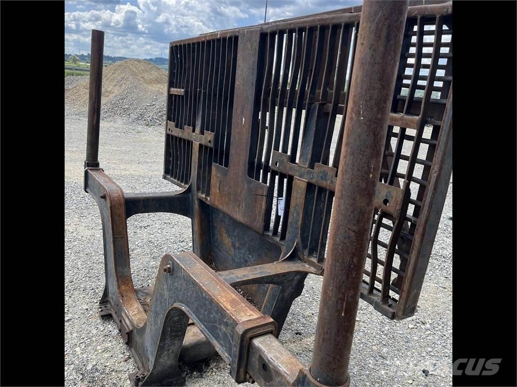 John Deere 1510E Autres accessoires pour matériel forestier