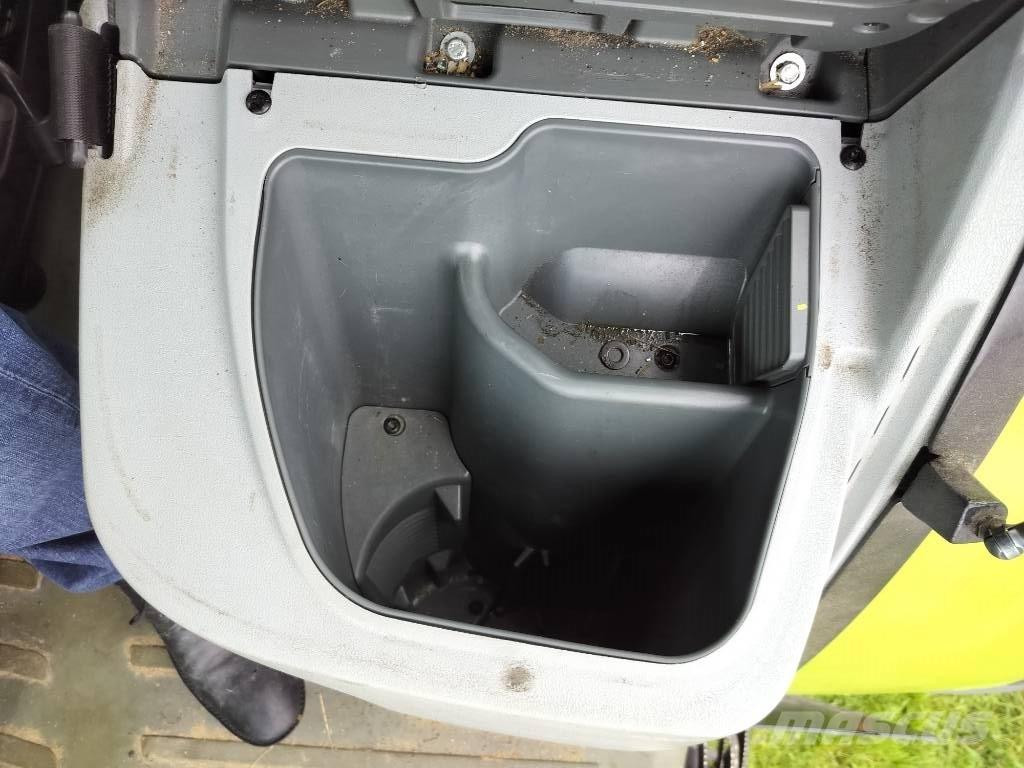 CLAAS 650 Arion Tracteur