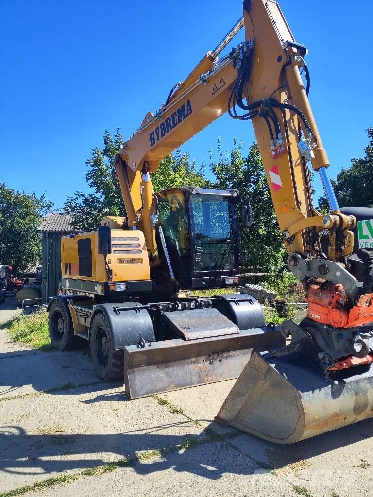 Hydrema MX 18 Pelle sur pneus