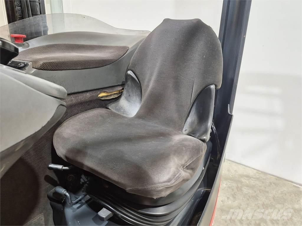 Linde R14HD Chariot à mât rétractable