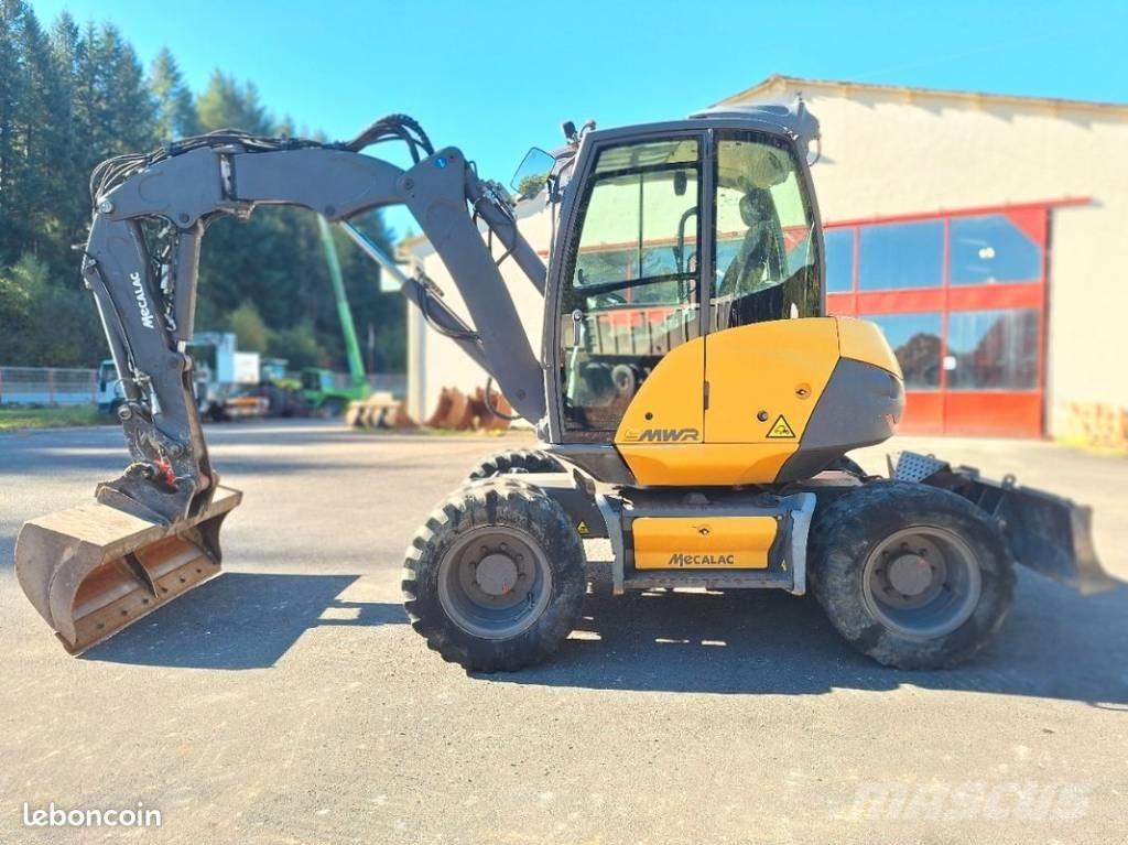 Mecalac 9 MWR Pelle sur pneus