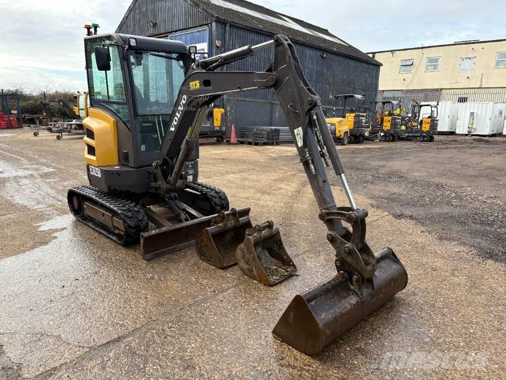 Volvo ECR 25 D Mini pelle < 7t