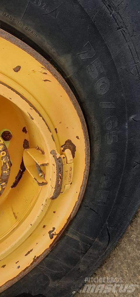 Bell B 30 E Tombereau articulé