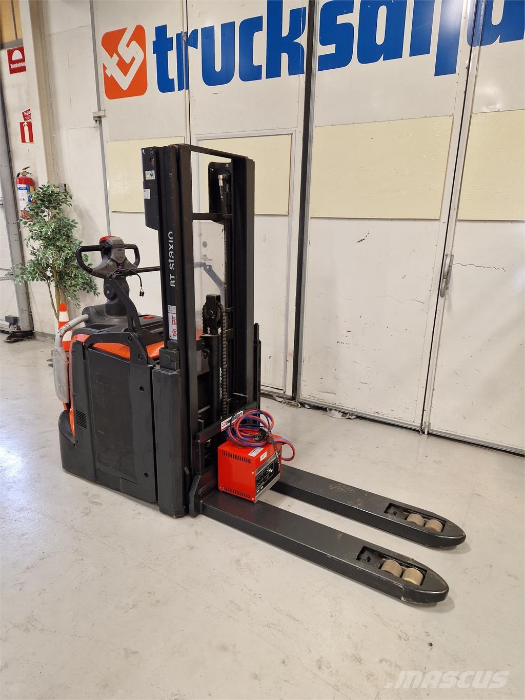 Toyota SPE200D Gerbeurs Automoteurs