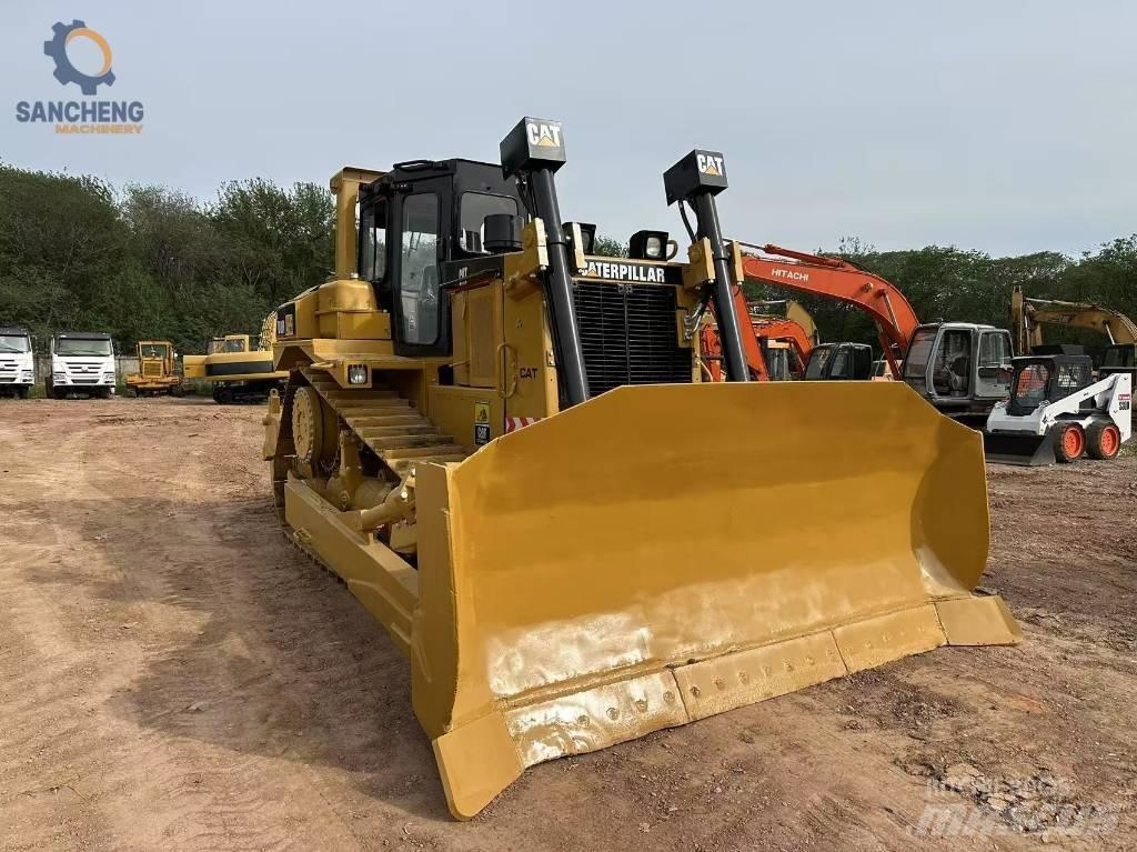 CAT D 8 R Bouteurs sur chenilles
