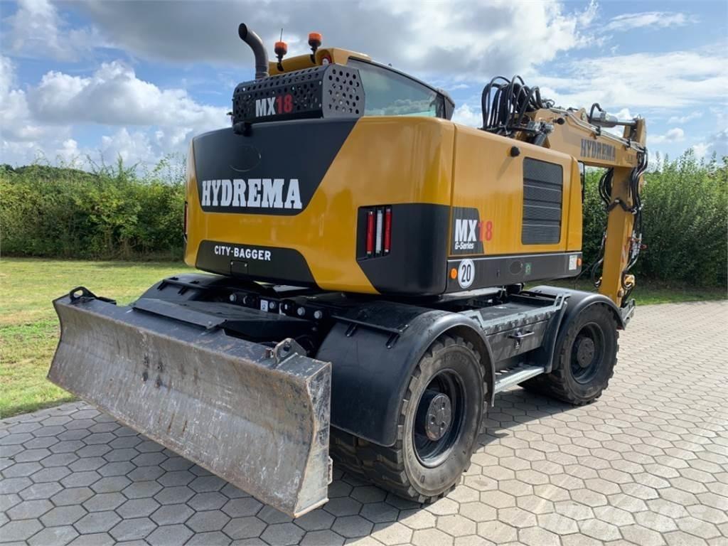 Hydrema MX18G Pelle sur pneus