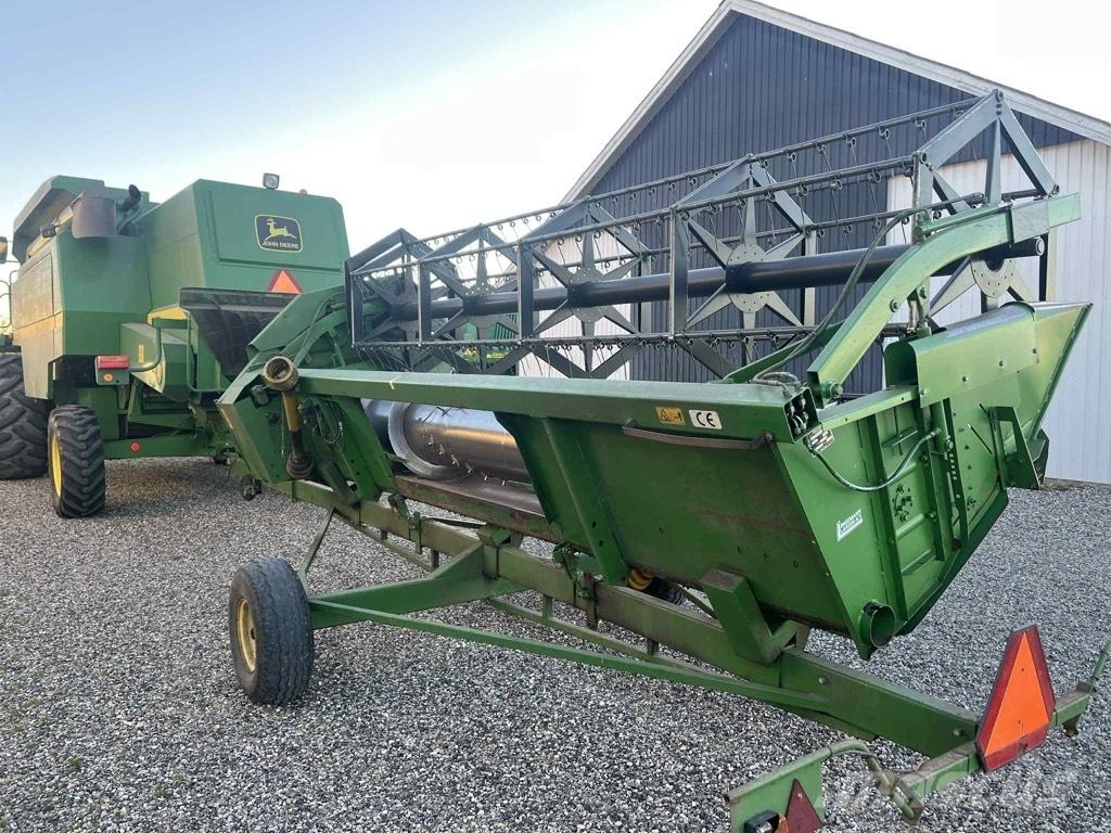 John Deere 2254 Moissonneuse batteuse