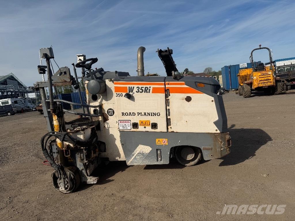 Wirtgen W 35 RI Fraiseuse à froid